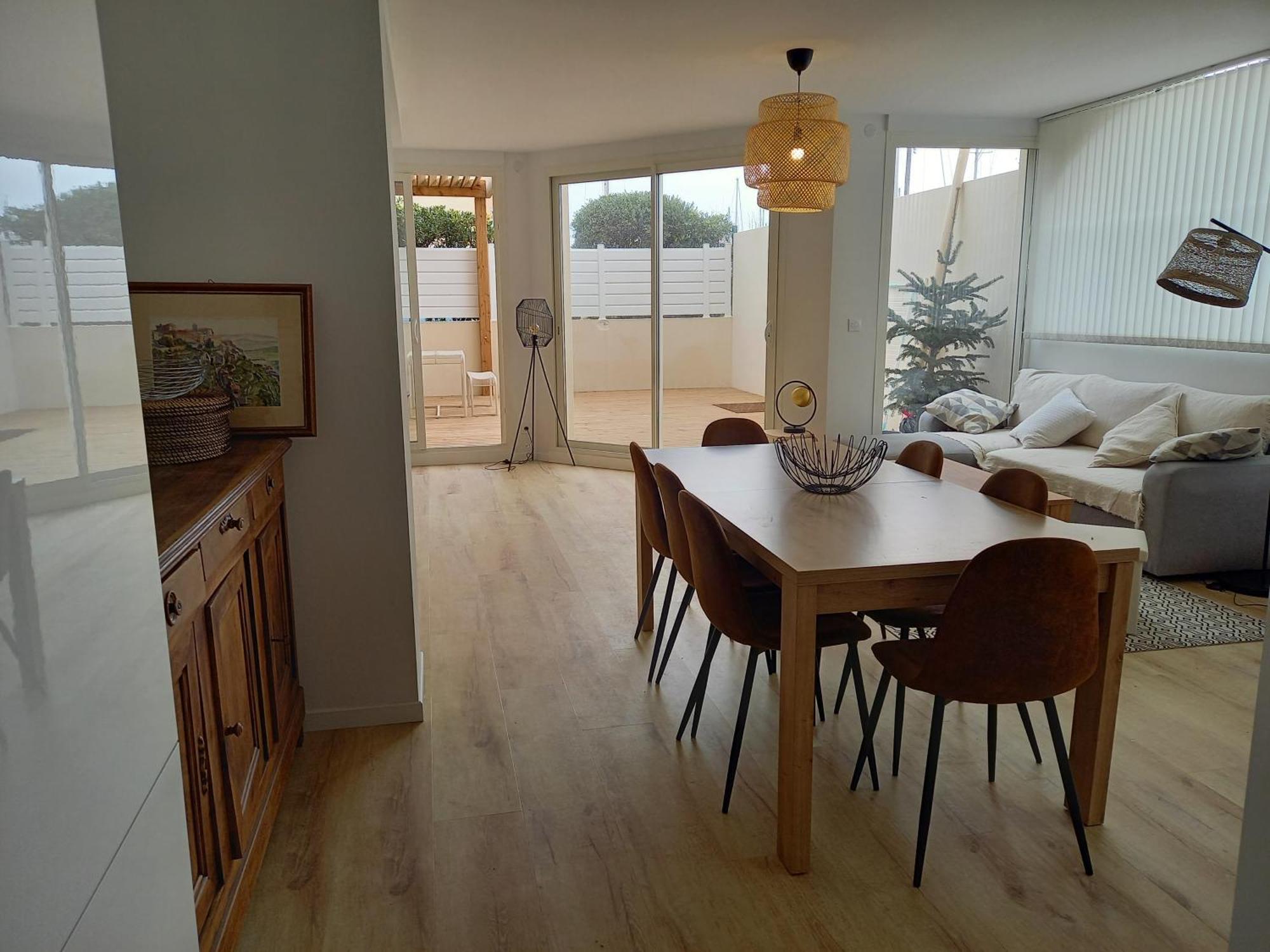 Appartement 100 M2 Terrasse Piscine Gruissan Luaran gambar